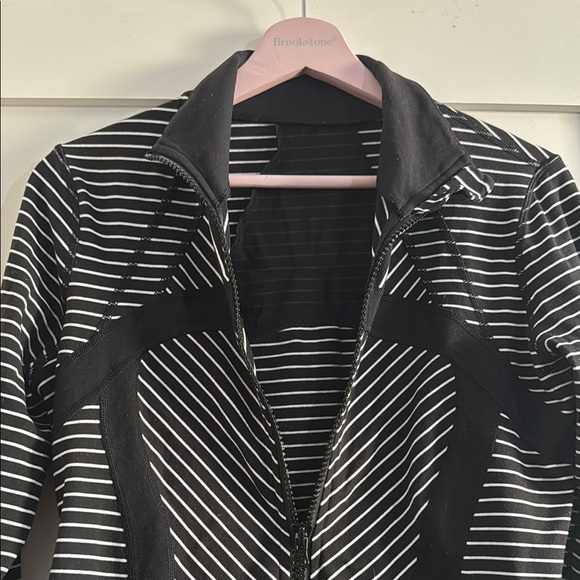 Lululemon striped define jacket - Picture 2 of 4